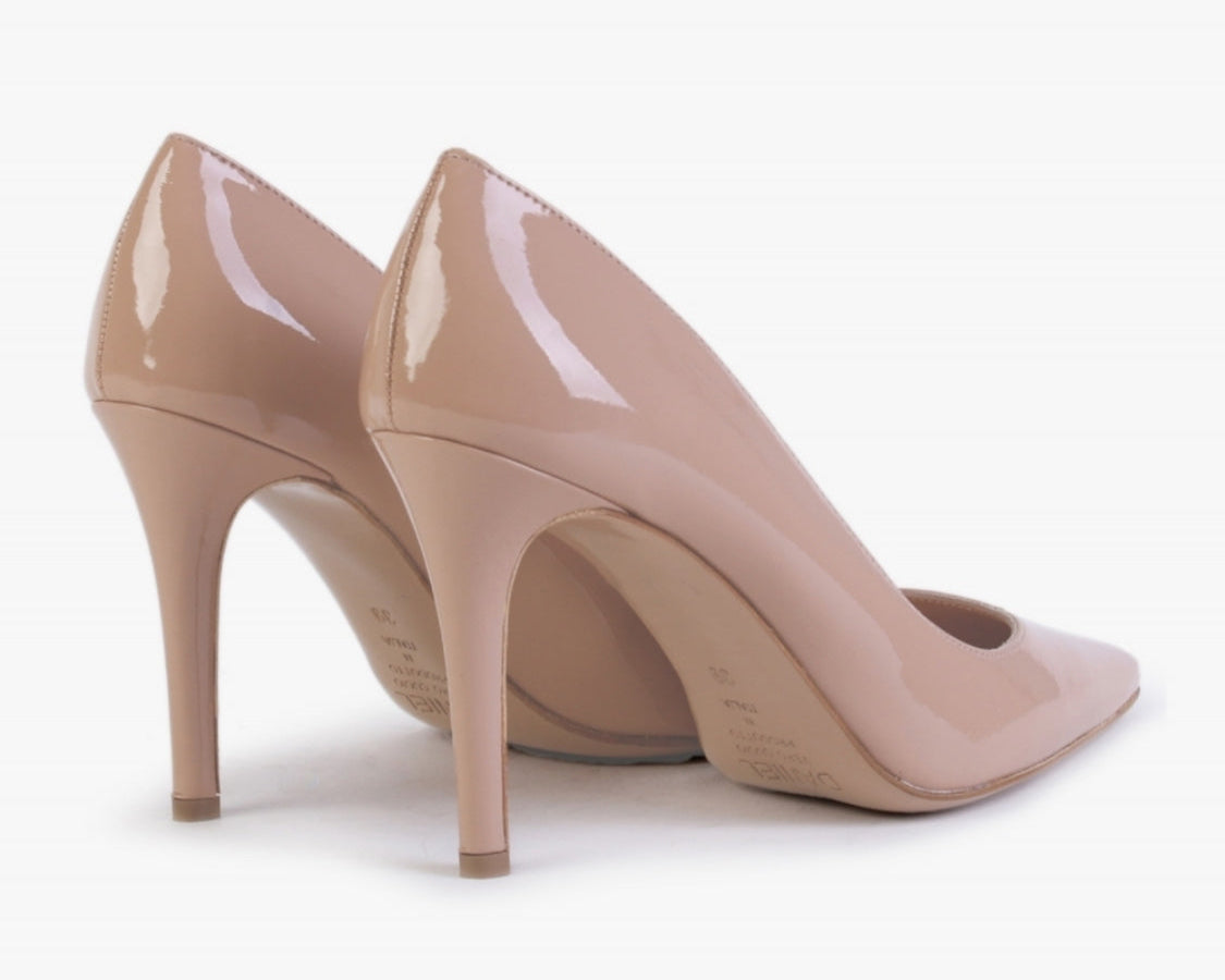 Louboutin Regalia Heel-Nude
