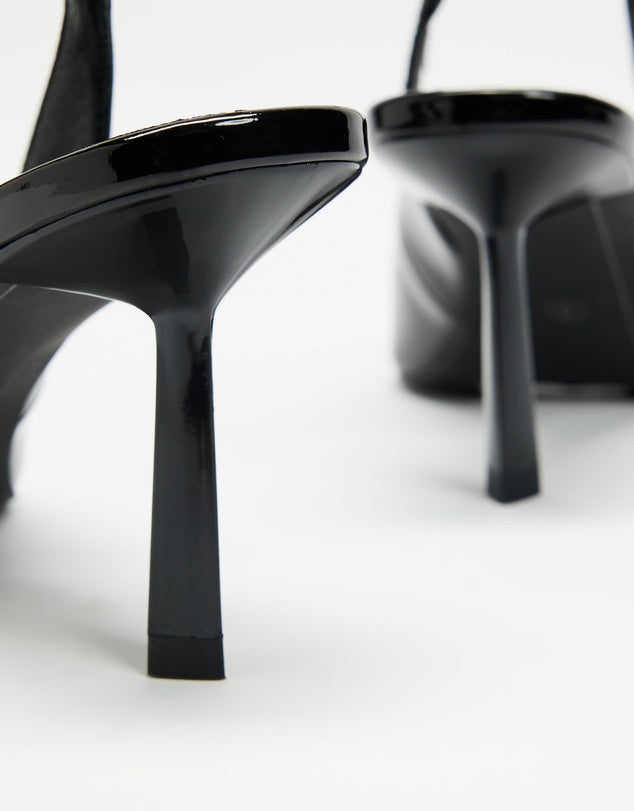 Cherry Eterna Black
